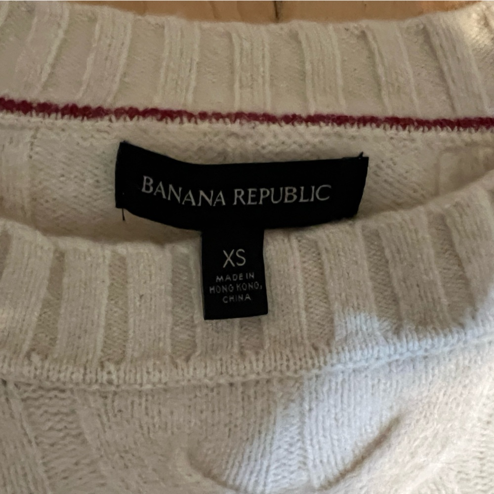 Banana Republic Ivory Knit Pullover